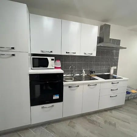 Travelers Cove - Spagnoli Apartament Neapol